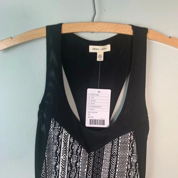 NWT Urban Outfitters tank black size xs - Picture 3 of 4
